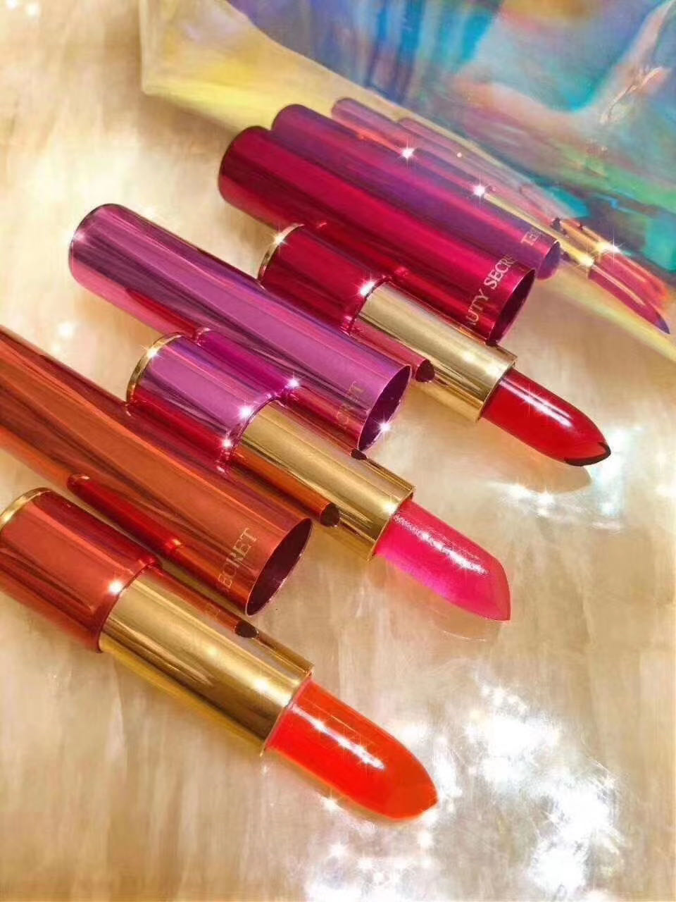 美颜秘笈果冻口红芭比粉 烈焰红 果粒橙3色可选 天然植物成分无毒无害 健康安全 根据人体ph值变色 超级好用 各有所爱商城网站